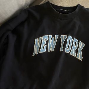 Brandy Melville sweatshirt